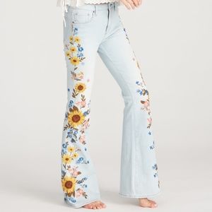 LAST Driftwood Light Wash Farrah Flare Sunflower Jeans - Short Inseam